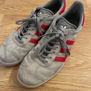 Adidas Gazelle. Gray and Red. Size 11